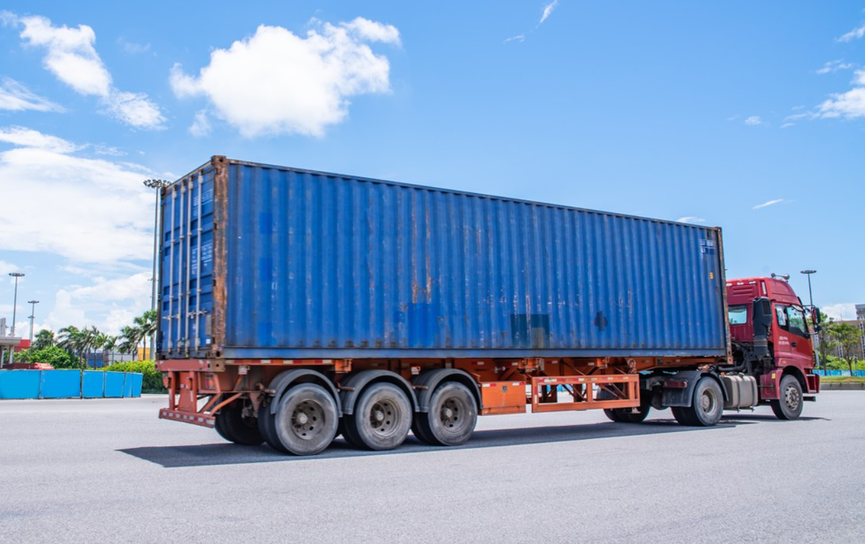 Heavy & Oversize Cargo Transport